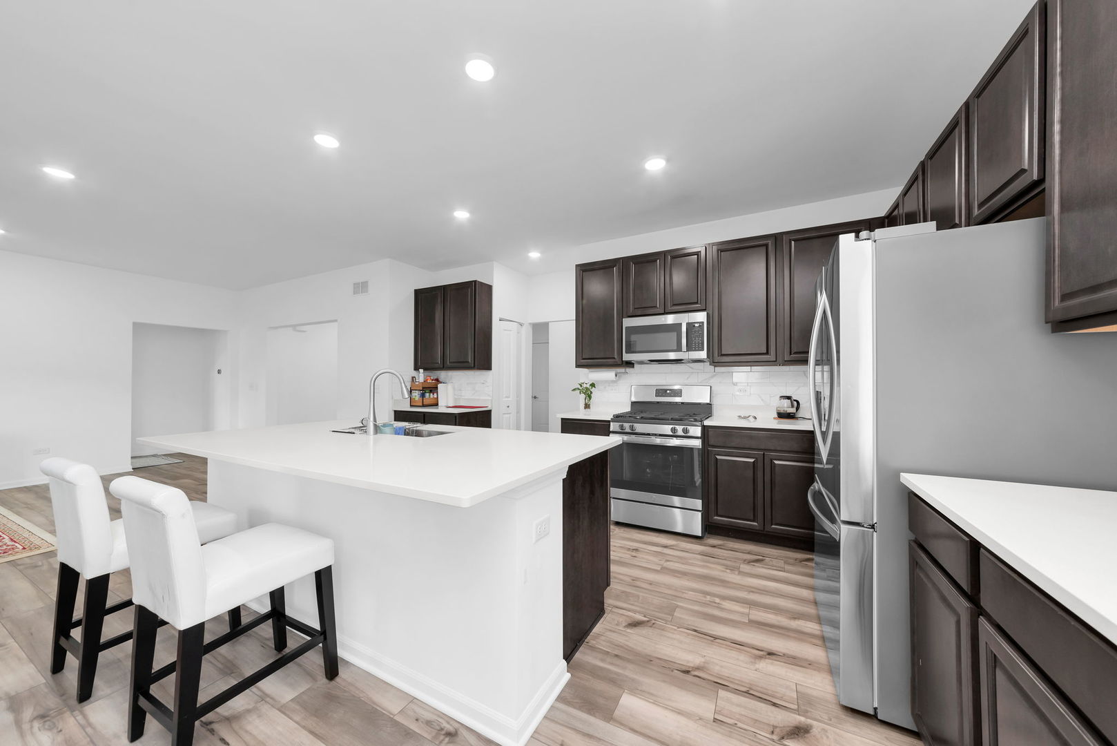 135 S Devoe Drive
