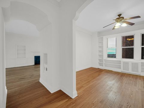 Tiny photo for 5000 S Cornell Avenue #6C, Chicago, IL 60615 (MLS # 12495435)