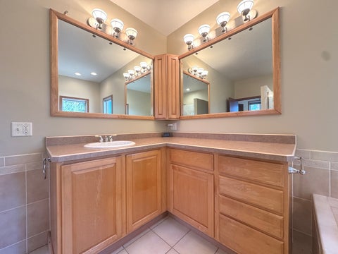 Tiny photo for 1800 Bluff S Turn, Kankakee, IL 60901 (MLS # 12790241)