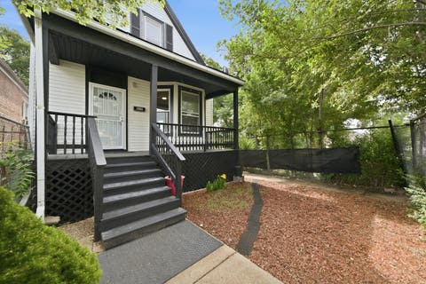Tiny photo for 6245 S Damen Avenue, Chicago, IL 60636 (MLS # 12672242)