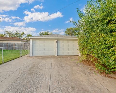 Tiny photo for 17157 Walter Street, Lansing, IL 60438 (MLS # 12494202)