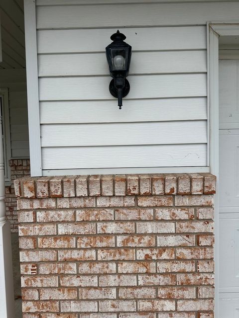 Tiny photo for 803 E Washington Street, Leroy, IL 61752 (MLS # 12536314)