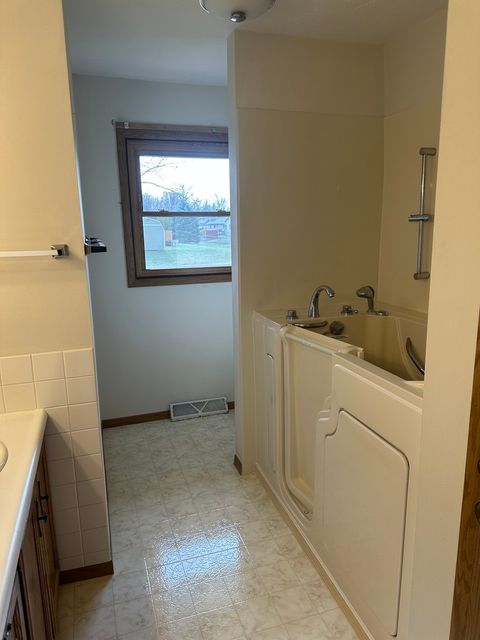 Tiny photo for 803 E Washington Street, Leroy, IL 61752 (MLS # 12536314)