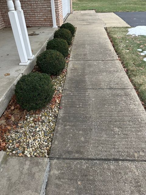 Tiny photo for 803 E Washington Street, Leroy, IL 61752 (MLS # 12536314)