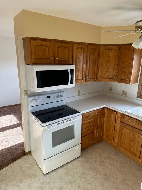 Tiny photo for 803 E Washington Street, Leroy, IL 61752 (MLS # 12536314)