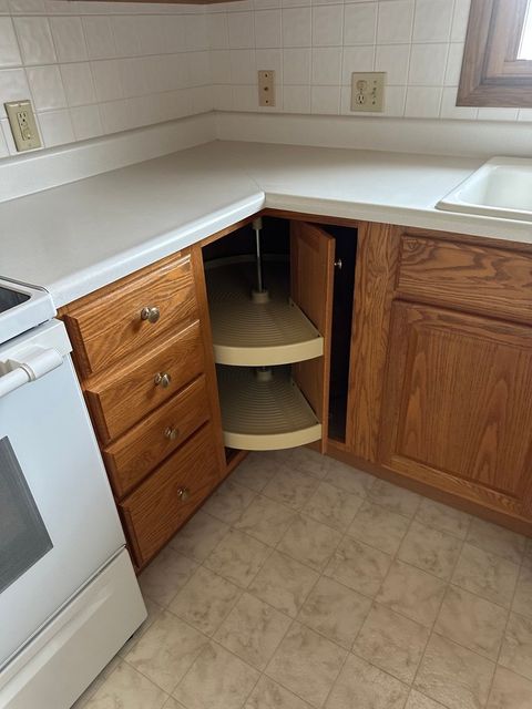 Tiny photo for 803 E Washington Street, Leroy, IL 61752 (MLS # 12536314)