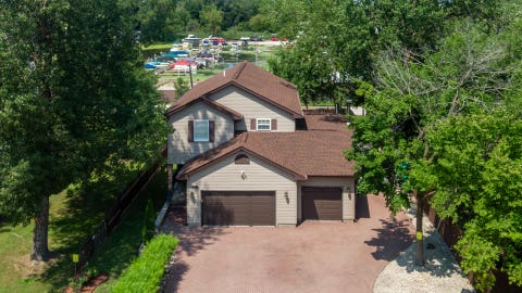 Photo of 10 Matts Road, Fox Lake, IL 60020 (MLS # 12723944)