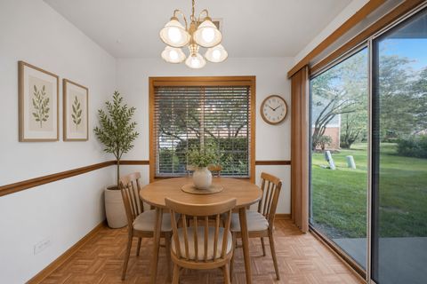 Tiny photo for 225 Columbia Court #5, Schaumburg, IL 60193 (MLS # 12652903)