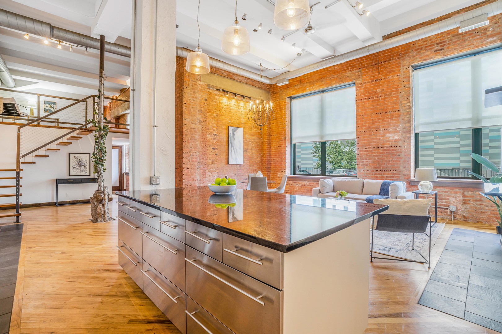 1439 S MICHIGAN Avenue 103