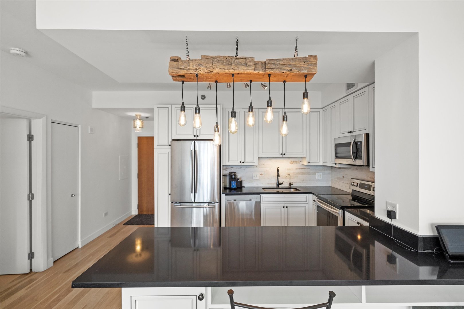 435 W Erie Street 1103