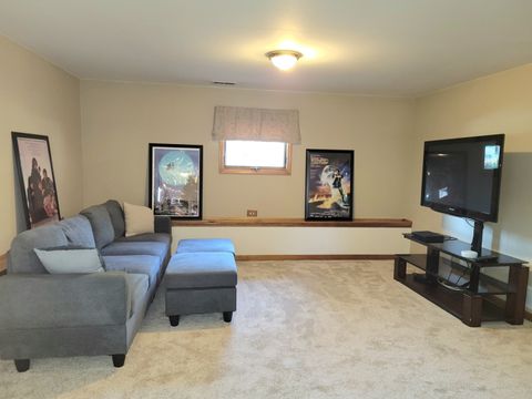 Tiny photo for 205 Countryside Lane, Lindenhurst, IL 60046 (MLS # 12475013)