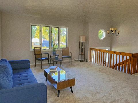 Tiny photo for 205 Countryside Lane, Lindenhurst, IL 60046 (MLS # 12475013)