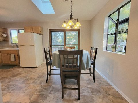 Tiny photo for 205 Countryside Lane, Lindenhurst, IL 60046 (MLS # 12475013)