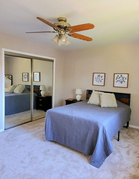 Tiny photo for 205 Countryside Lane, Lindenhurst, IL 60046 (MLS # 12475013)