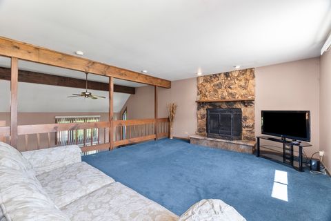 Tiny photo for 211 N Oltendorf Road, Streamwood, IL 60107 (MLS # 12489189)
