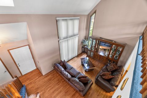 Tiny photo for 211 N Oltendorf Road, Streamwood, IL 60107 (MLS # 12489189)