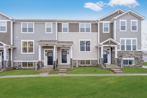 Photo of 415 Red Oak Circle, Volo, IL 60020 (MLS # 12563036)