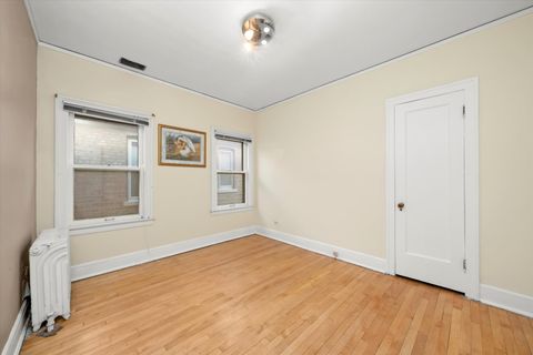 Tiny photo for 6858 Riverside Drive, Berwyn, IL 60402 (MLS # 12477975)