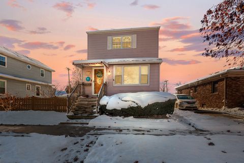 Photo of 3132 Grand Boulevard, Brookfield, IL 60513 (MLS # 12536581)