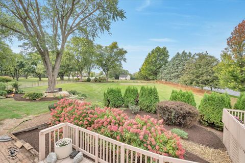 Tiny photo for 14000 108th Avenue, Orland Park, IL 60467 (MLS # 12472837)