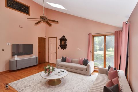 Tiny photo for 14000 108th Avenue, Orland Park, IL 60467 (MLS # 12472837)