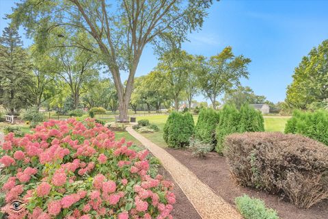 Tiny photo for 14000 108th Avenue, Orland Park, IL 60467 (MLS # 12472837)