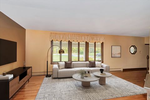 Tiny photo for 14000 108th Avenue, Orland Park, IL 60467 (MLS # 12472837)