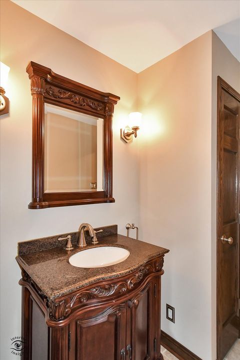 Tiny photo for 14000 108th Avenue, Orland Park, IL 60467 (MLS # 12472837)