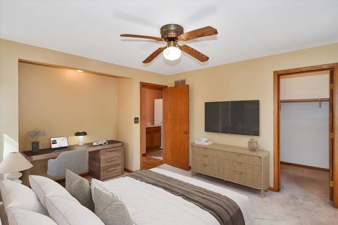 Tiny photo for 14000 108th Avenue, Orland Park, IL 60467 (MLS # 12472837)