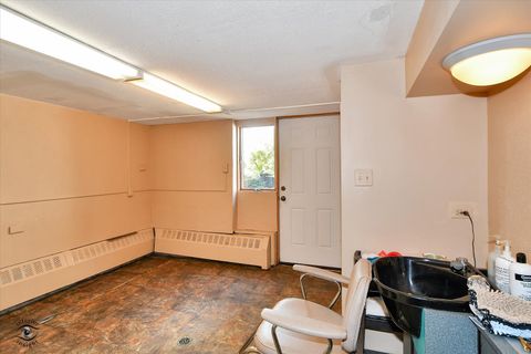 Tiny photo for 14000 108th Avenue, Orland Park, IL 60467 (MLS # 12472837)