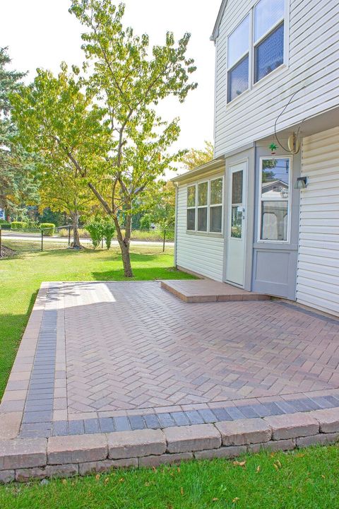 Tiny photo for 2300 Vineyard Court, Elgin, IL 60123 (MLS # 12490760)