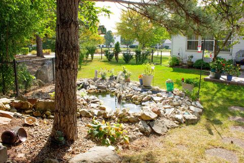Tiny photo for 2300 Vineyard Court, Elgin, IL 60123 (MLS # 12490760)