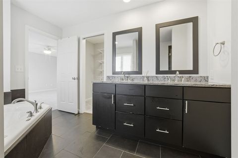 Tiny photo for 2822 Chesapeake Lane, Bloomington, IL 61704 (MLS # 12518668)