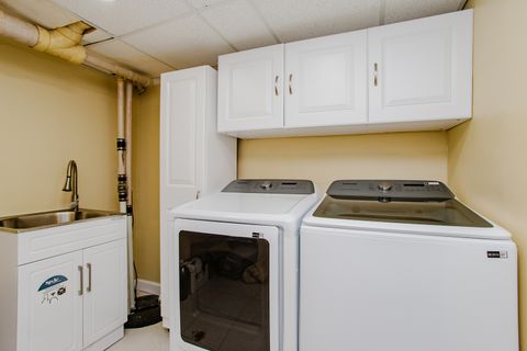 Tiny photo for 211 W Hanover Place, Mount Prospect, IL 60056 (MLS # 12537954)