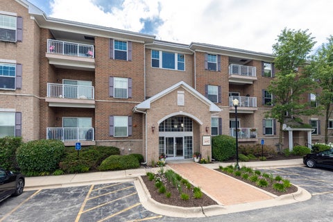 Tiny photo for 2692 Stone Circle #302, Geneva, IL 60134 (MLS # 12685402)