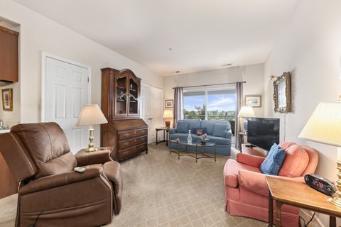Tiny photo for 2692 Stone Circle #302, Geneva, IL 60134 (MLS # 12685402)