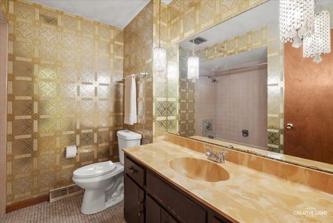 Tiny photo for 825 Columbia Lane, Darien, IL 60561 (MLS # 12590732)