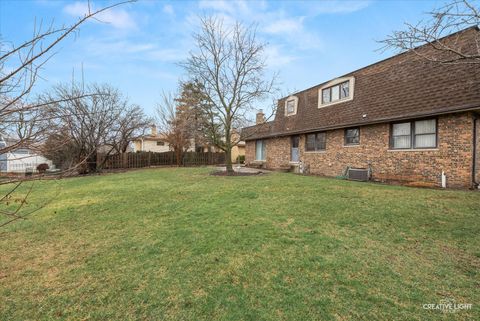 Tiny photo for 825 Columbia Lane, Darien, IL 60561 (MLS # 12590732)