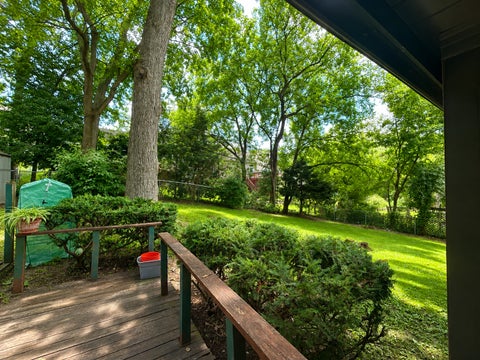 Tiny photo for 220 Lakewood Drive, Oakwood Hills, IL 60013 (MLS # 12748087)
