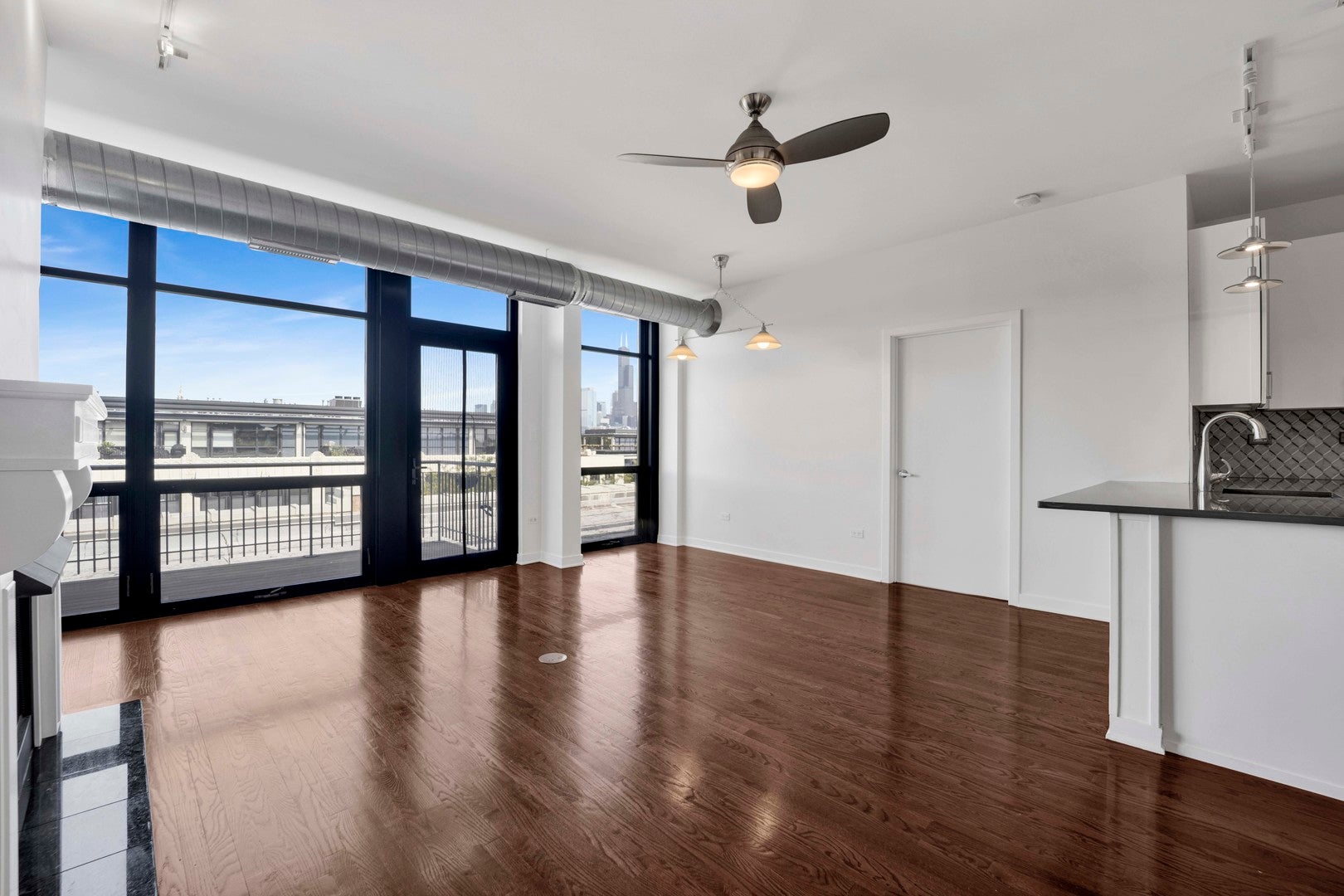 1111 W 15th Street 410