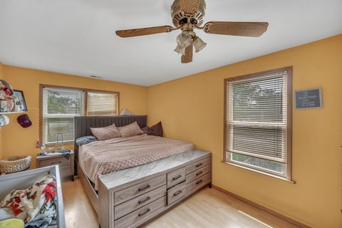 Tiny photo for 230 W Morris Avenue, Lombard, IL 60148 (MLS # 12685950)