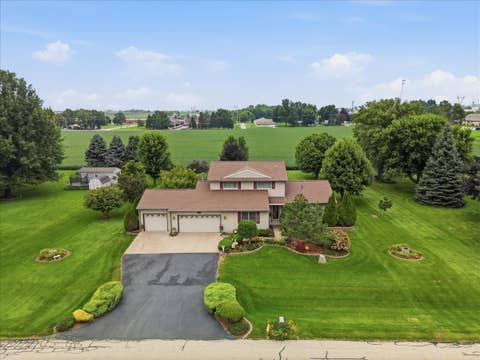 Tiny photo for 3606 E 20th Street, Sterling, IL 61081 (MLS # 12730268)