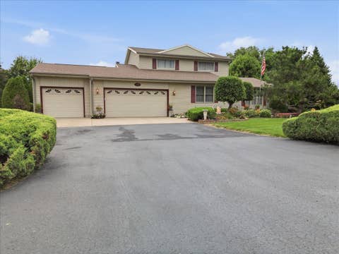Photo of 3606 E 20th Street, Sterling, IL 61081 (MLS # 12730268)