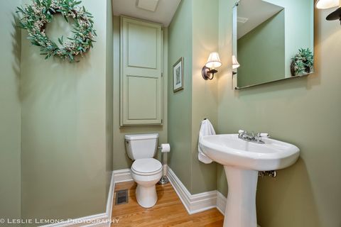 Tiny photo for 4713 Forest Avenue, Downers Grove, IL 60515 (MLS # 12564375)