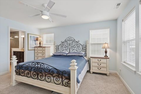 Tiny photo for 24 N Lincoln Lane, Arlington Heights, IL 60004 (MLS # 12589578)