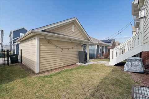 Tiny photo for 24 N Lincoln Lane, Arlington Heights, IL 60004 (MLS # 12589578)