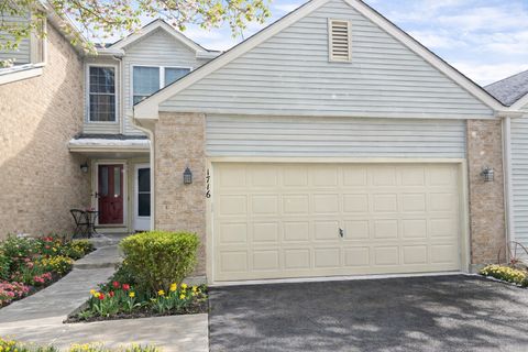 Photo of 1716 Pine Street, McHenry, IL 60051 (MLS # 12558620)