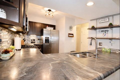 Tiny photo for 1716 Pine Street, McHenry, IL 60051 (MLS # 12558620)