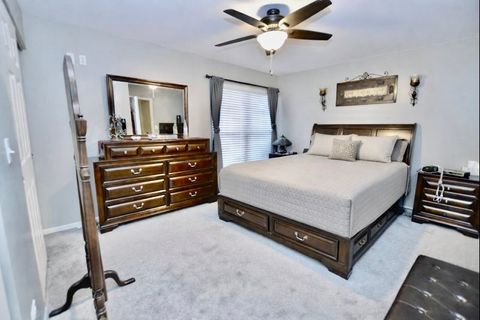 Tiny photo for 1716 Pine Street, McHenry, IL 60051 (MLS # 12558620)