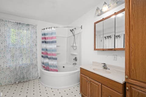 Tiny photo for 200 W Locust Street, Cambridge, IL 61238 (MLS # 12649366)